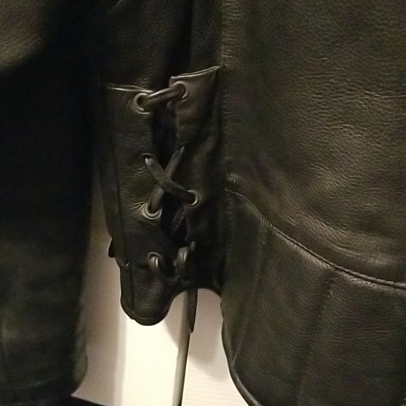 Women's leather motorcycle jacket - Picture 8 of 16